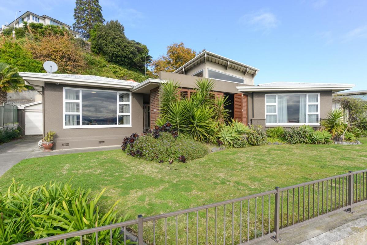 Breakwater Cottage - Napier Holiday Home Exterior photo