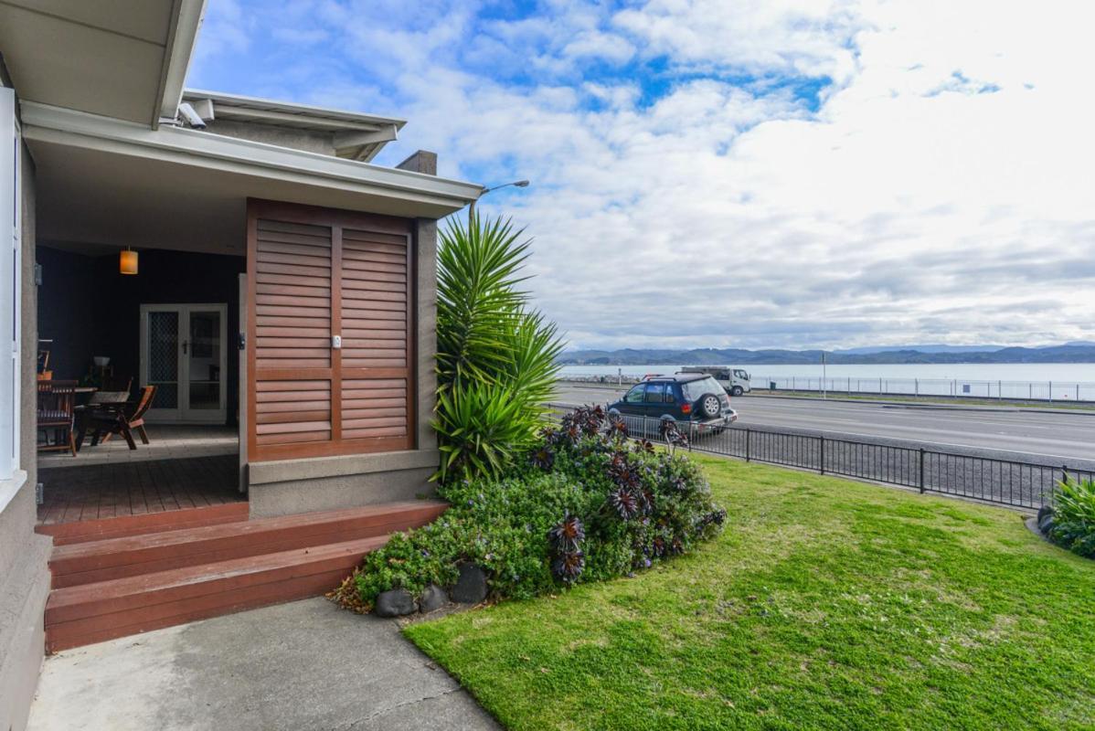 Breakwater Cottage - Napier Holiday Home Exterior photo